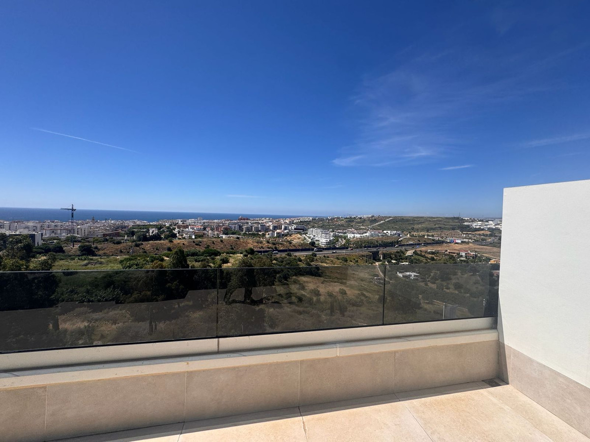3 Bed Apartment for sale in Estepona Costa Del Sol, Málaga, Spain