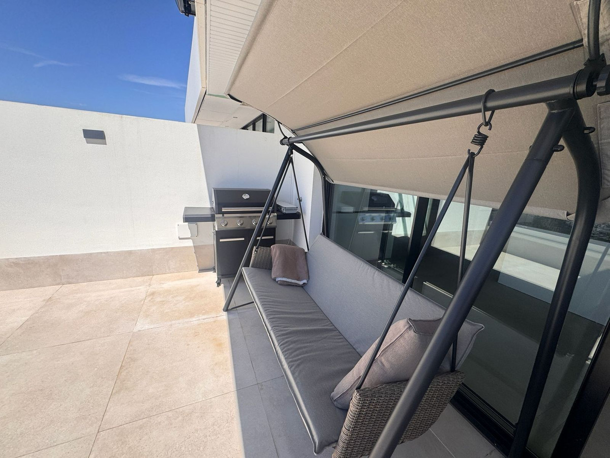 3 Bed Apartment for sale in Estepona Costa Del Sol, Málaga, Spain