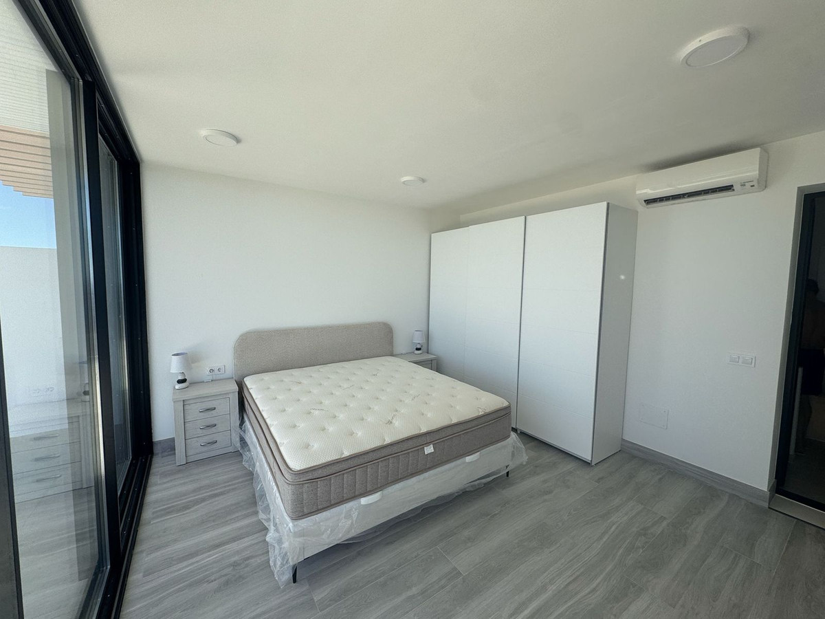 3 Bed Apartment for sale in Estepona Costa Del Sol, Málaga, Spain