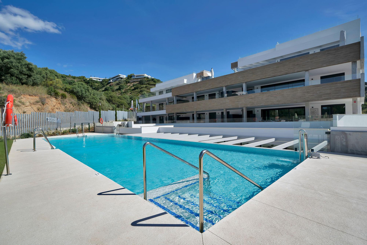 3 Bed Apartment for sale in Marbella Costa Del Sol, Málaga, Spain