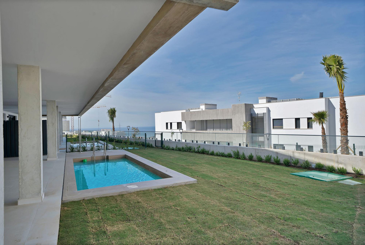 3 Bed Apartment for sale in Marbella Costa Del Sol, Málaga, Spain