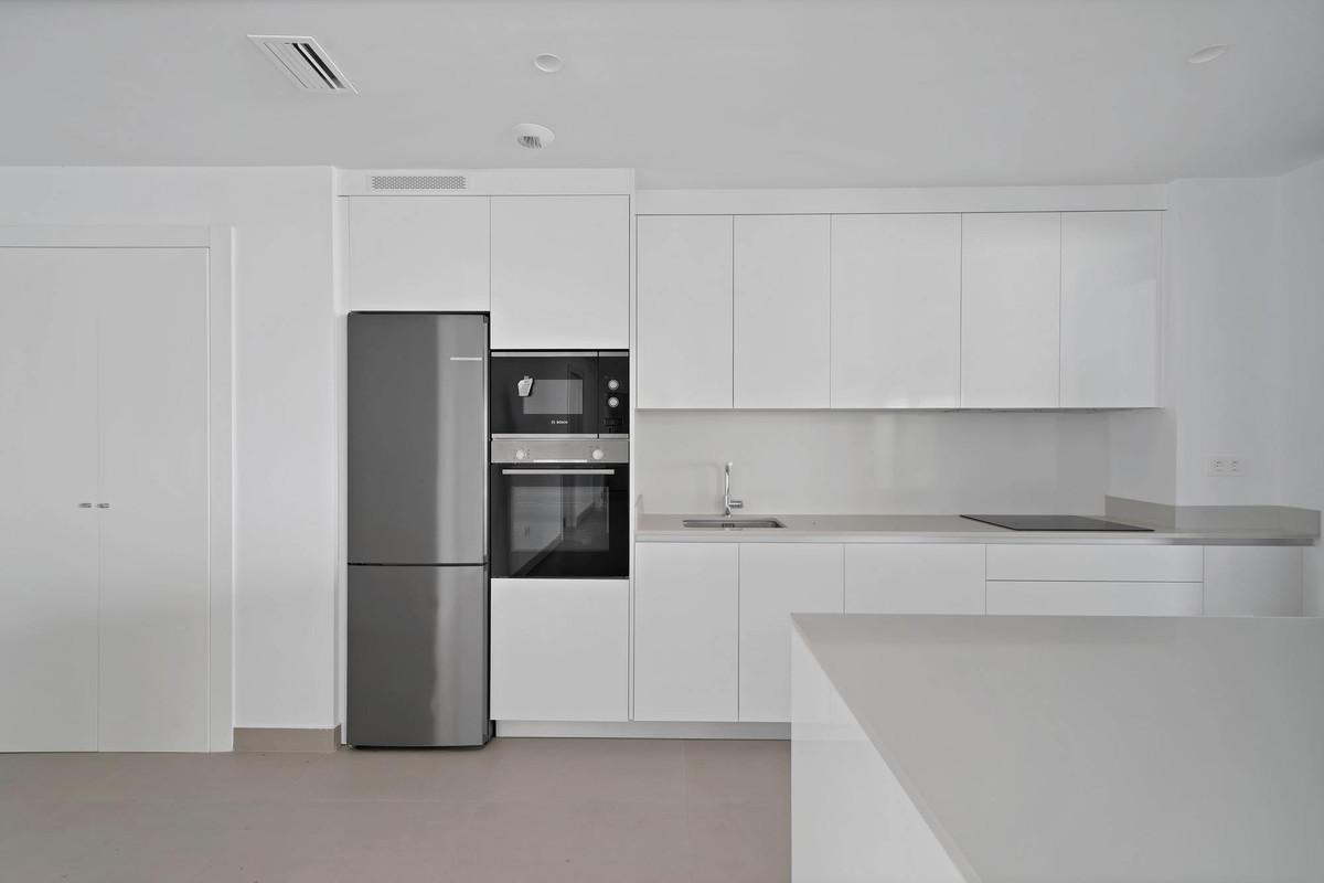 3 Bed Apartment for sale in Marbella Costa Del Sol, Málaga, Spain