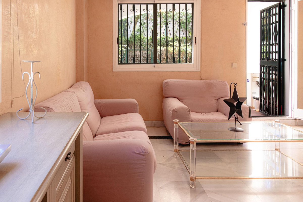 Se vende Apartamento Planta Media de 3 dormitorios en Costa Del Sol, Málaga, España
