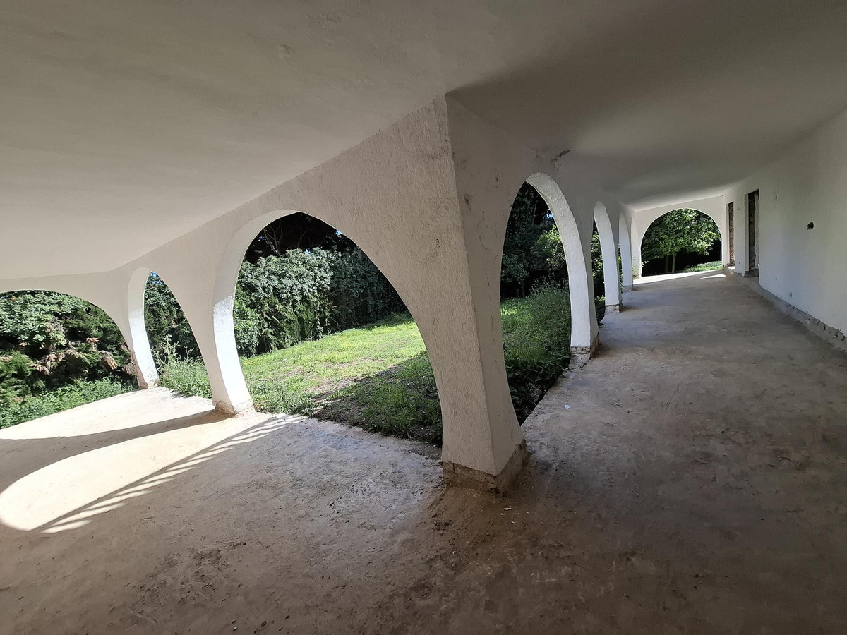 Se vende Villa - Chalet de 5 dormitorios en Costa Del Sol, Málaga, España