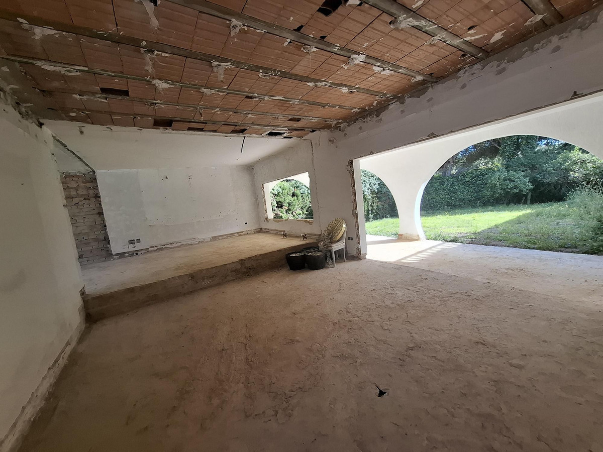 Se vende Villa - Chalet de 5 dormitorios en Costa Del Sol, Málaga, España