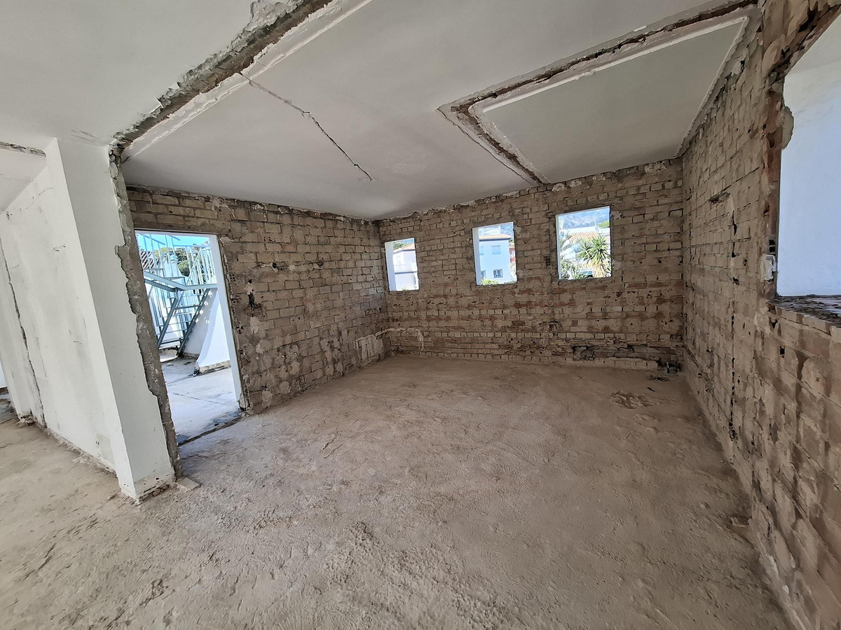 Se vende Villa - Chalet de 5 dormitorios en Costa Del Sol, Málaga, España