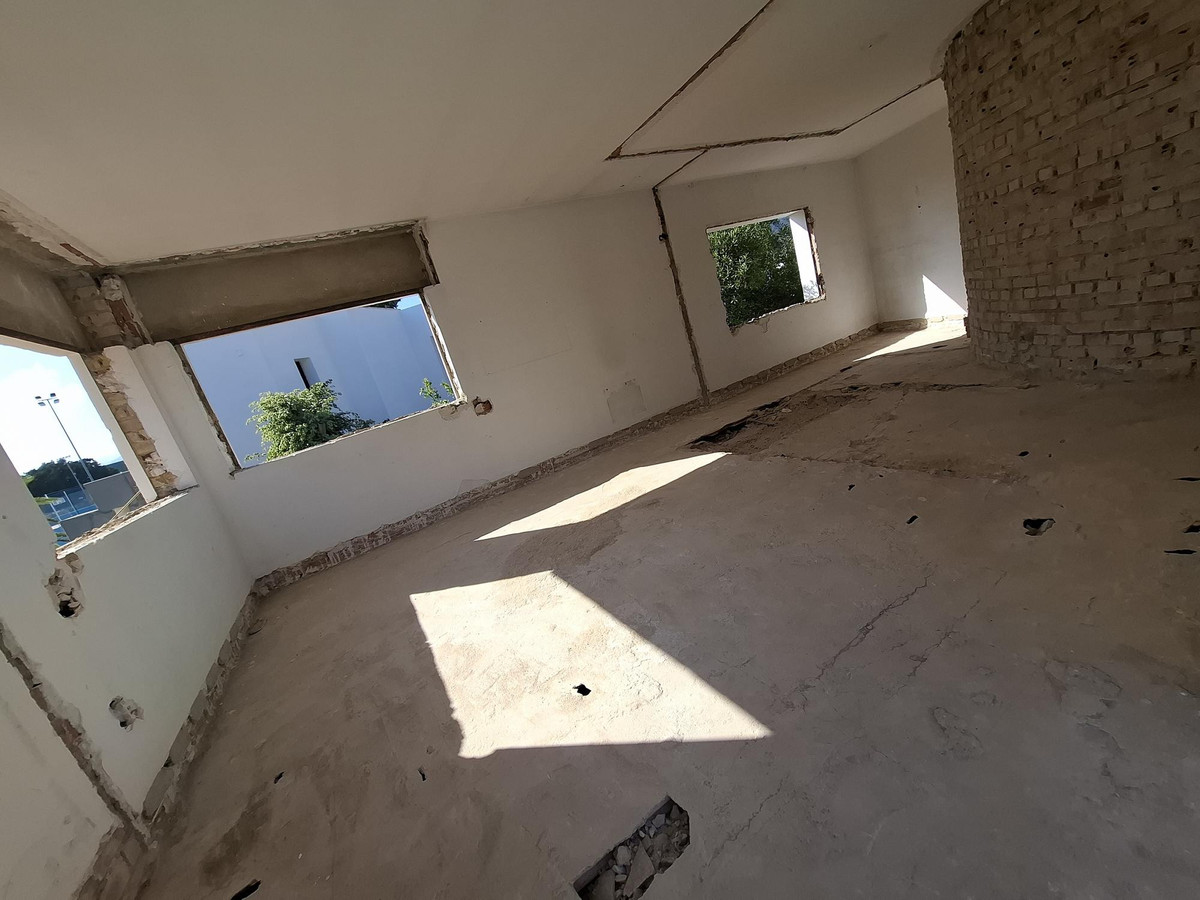 Se vende Villa - Chalet de 5 dormitorios en Costa Del Sol, Málaga, España