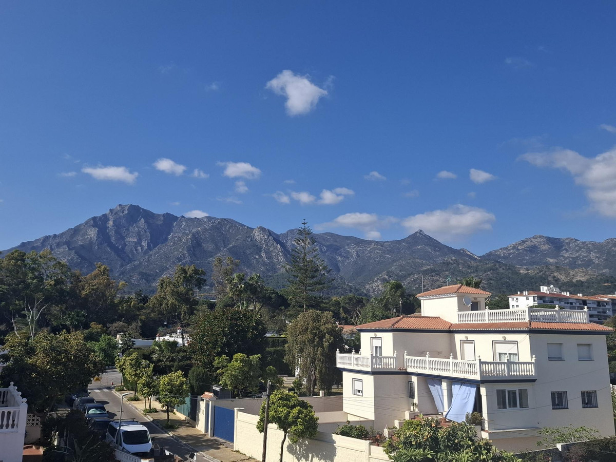 Se vende Villa - Chalet de 5 dormitorios en Costa Del Sol, Málaga, España