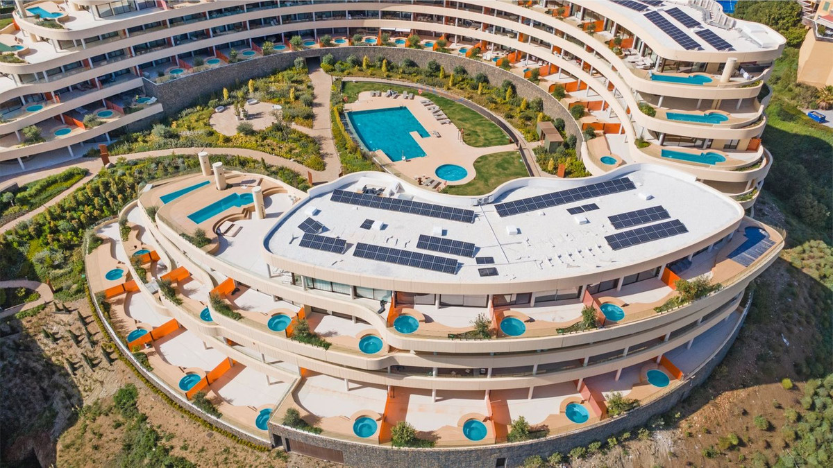 2 Bed Apartment for sale in Fuengirola Costa Del Sol, Málaga, Spain