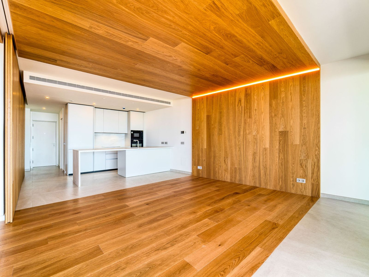 2 Bed Apartment for sale in Fuengirola Costa Del Sol, Málaga, Spain