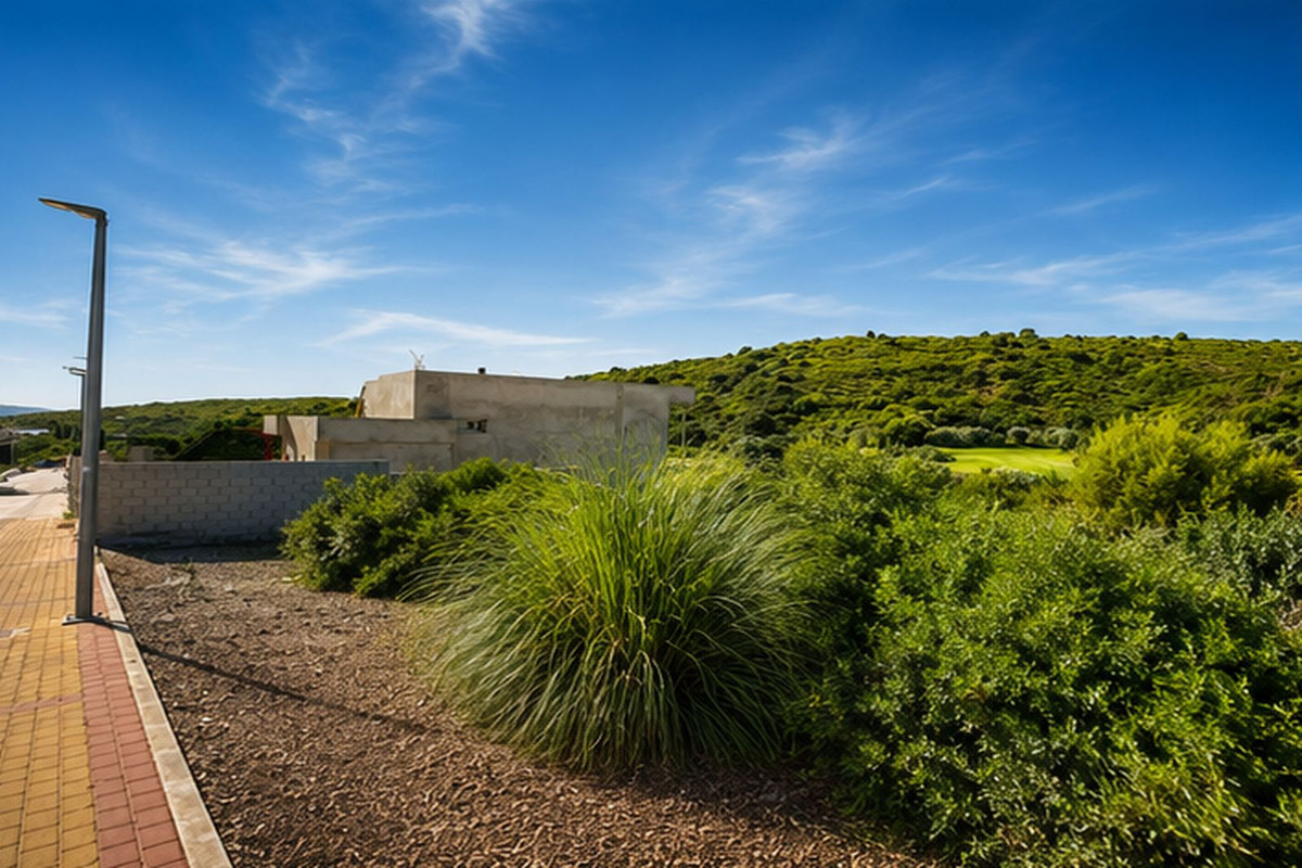 Se vende Terreno Urbano  en Costa Del Sol, Málaga, España