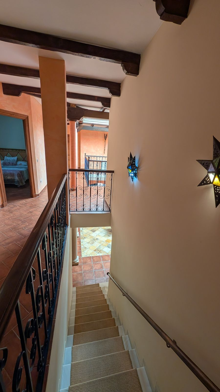 Se vende Villa - Chalet de 6 dormitorios en Costa Del Sol, Cadiz, España