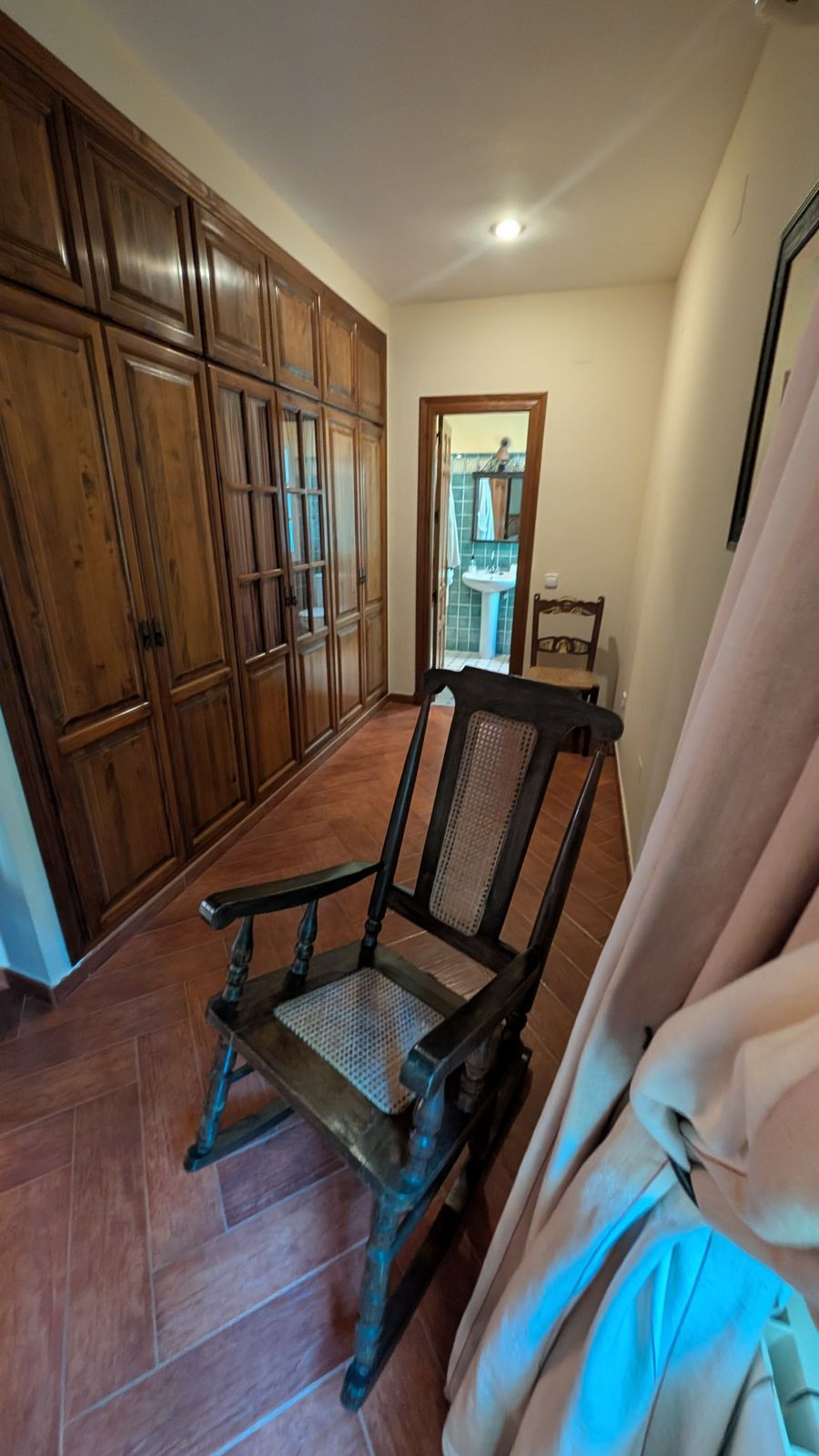 Se vende Villa - Chalet de 6 dormitorios en Costa Del Sol, Cadiz, España