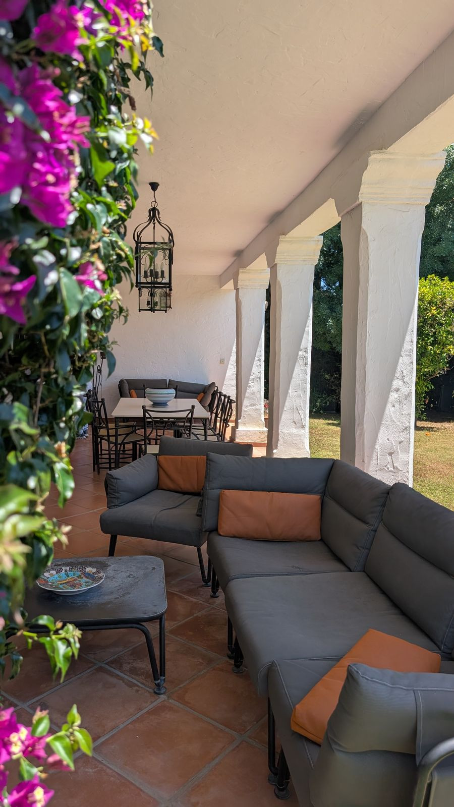 Se vende Villa - Chalet de 6 dormitorios en Costa Del Sol, Cadiz, España