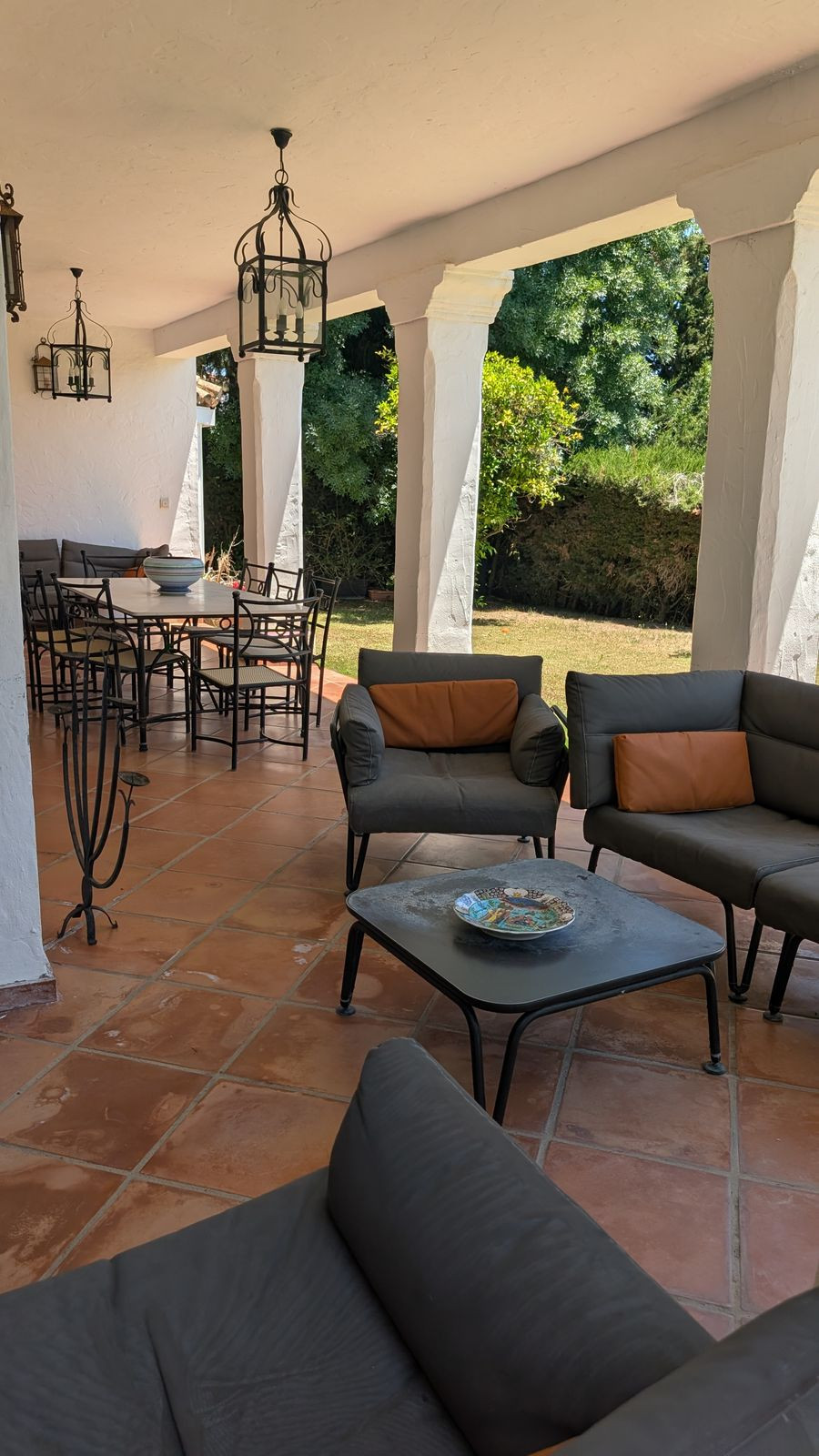 Se vende Villa - Chalet de 6 dormitorios en Costa Del Sol, Cadiz, España