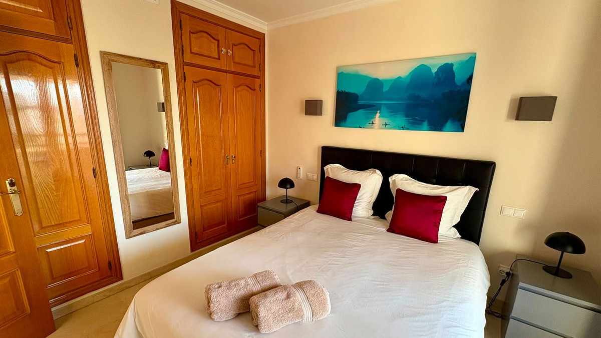 Se vende Apartamento en Planta Última de 1 dormitorios en Costa Del Sol, Málaga, España