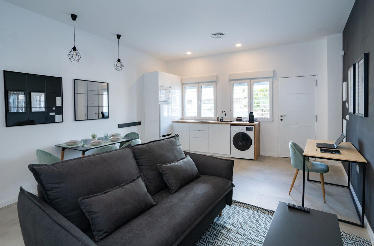 Se vende Apartamento Planta Baja de 1 dormitorios en Costa Del Sol, Málaga, España