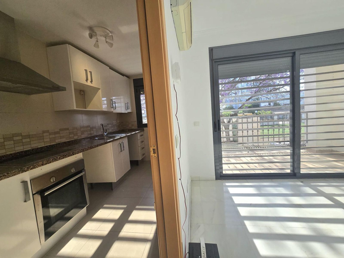 Se vende Pareada de 4 dormitorios en Costa Del Sol, Málaga, España