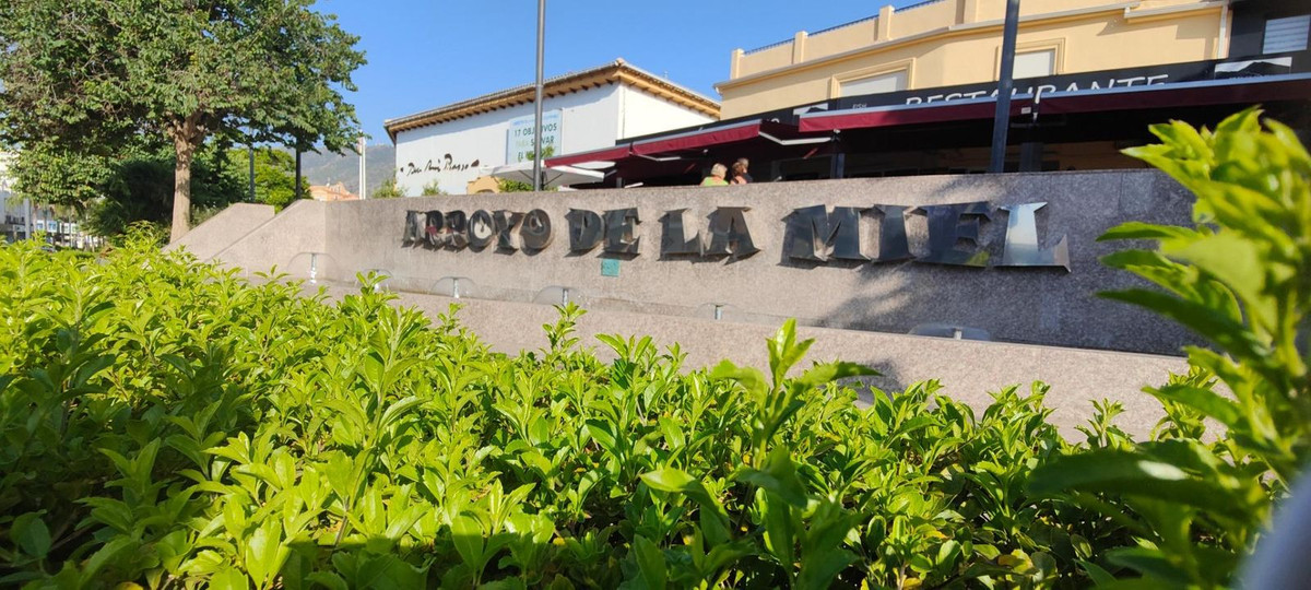 Se vende Pareada de 4 dormitorios en Costa Del Sol, Málaga, España