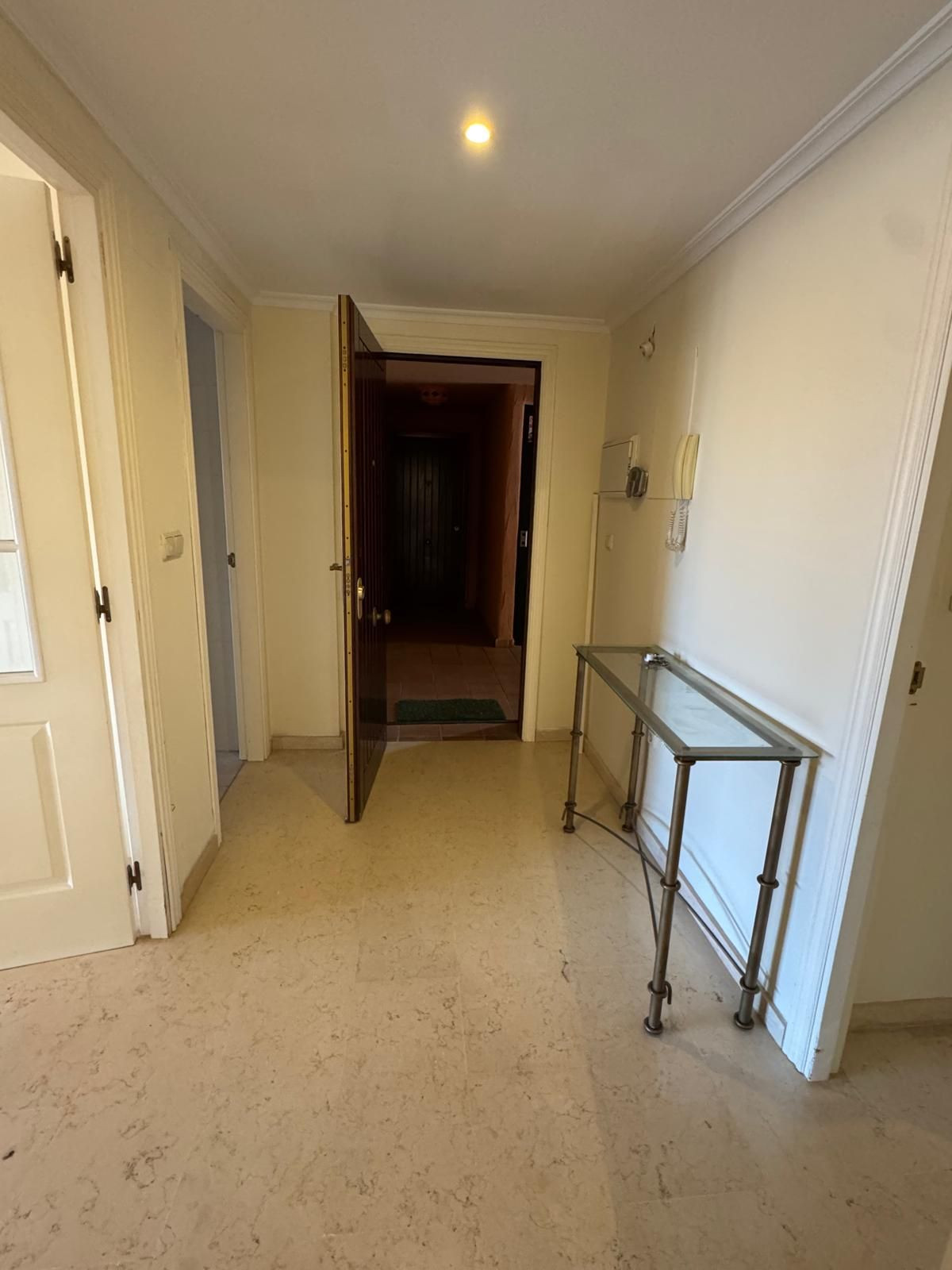 Se vende Apartamento Planta Baja de 3 dormitorios en Costa Del Sol, Málaga, España