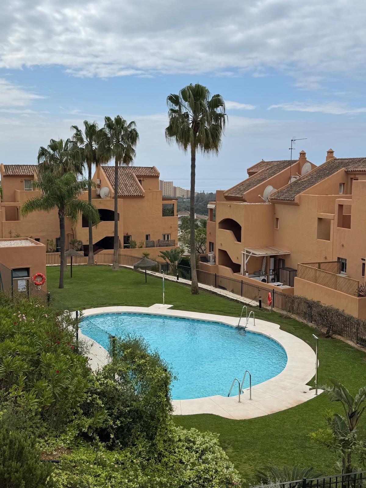 Se vende Apartamento Planta Baja de 3 dormitorios en Costa Del Sol, Málaga, España