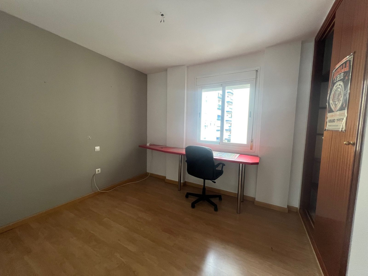 4 Bed Apartment for sale in Estepona Costa Del Sol, Málaga, Spain