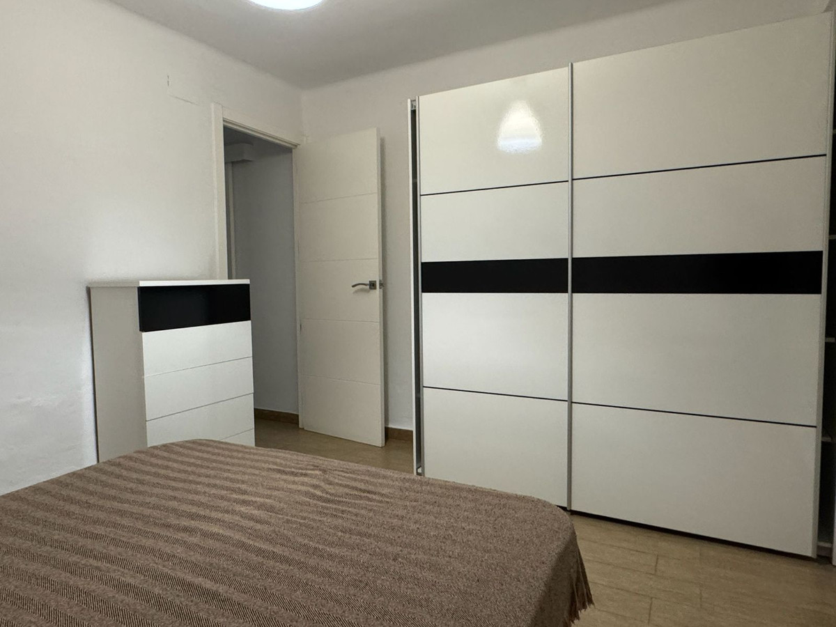 3 Bed Apartment for sale in Fuengirola Costa Del Sol, Málaga, Spain