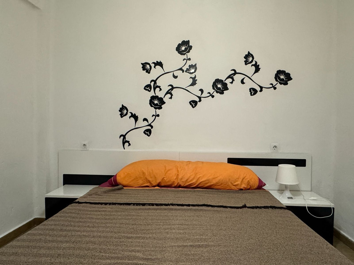 3 Bed Apartment for sale in Fuengirola Costa Del Sol, Málaga, Spain