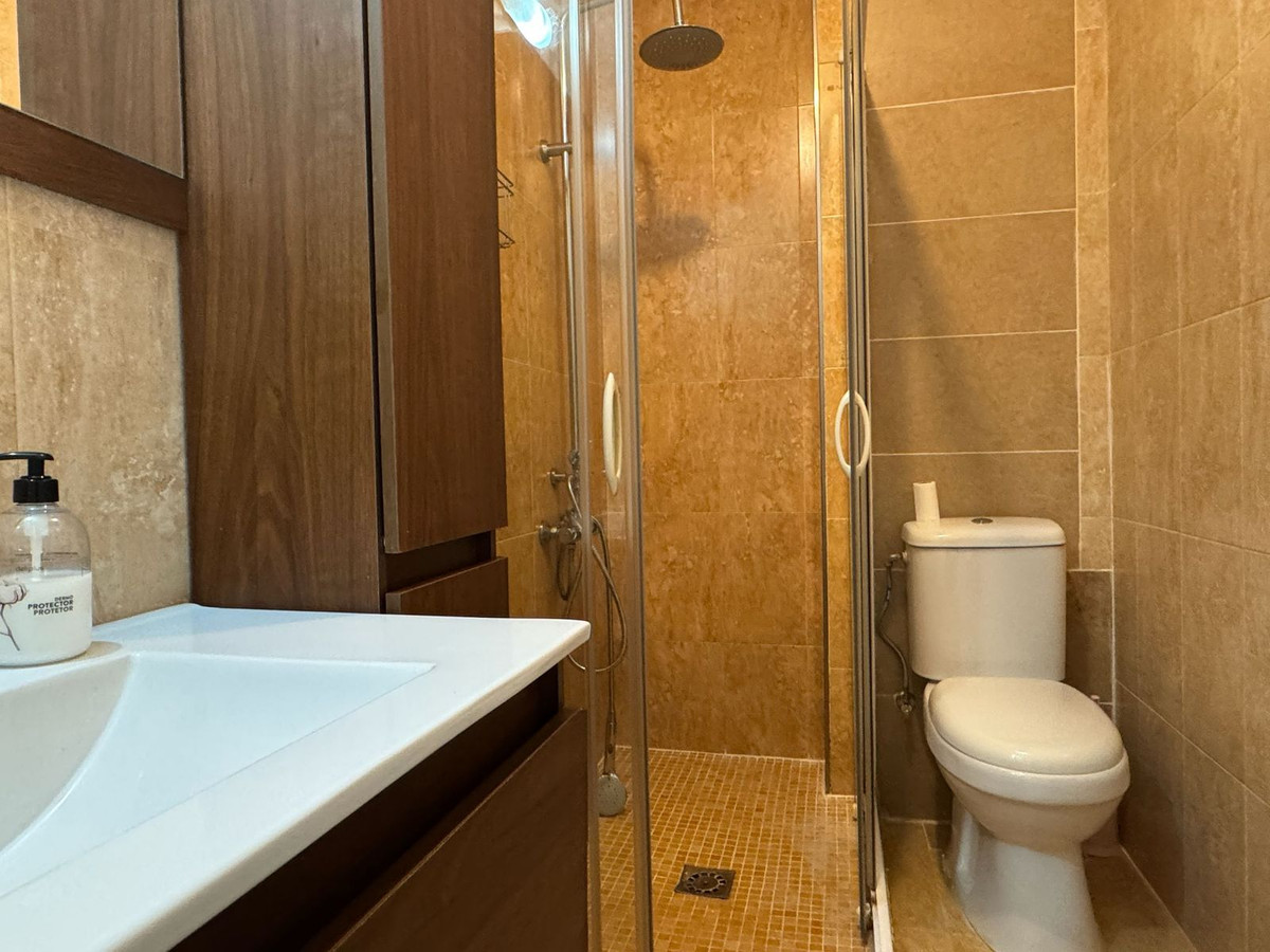 3 Bed Apartment for sale in Fuengirola Costa Del Sol, Málaga, Spain