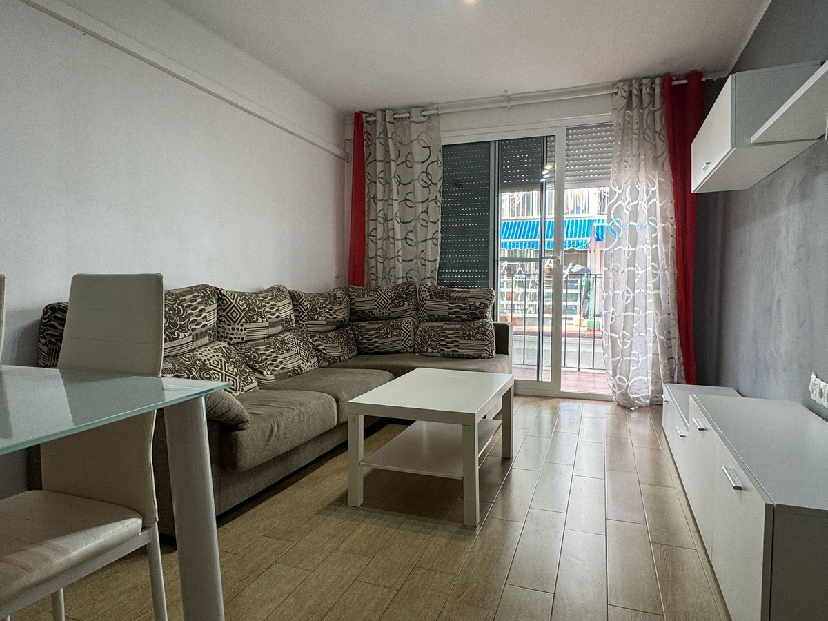 3 Bed Apartment for sale in Fuengirola Costa Del Sol, Málaga, Spain
