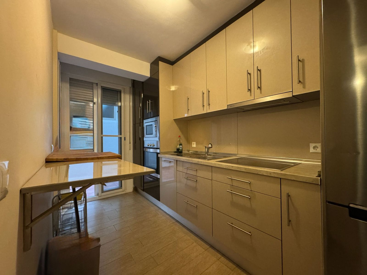 3 Bed Apartment for sale in Fuengirola Costa Del Sol, Málaga, Spain