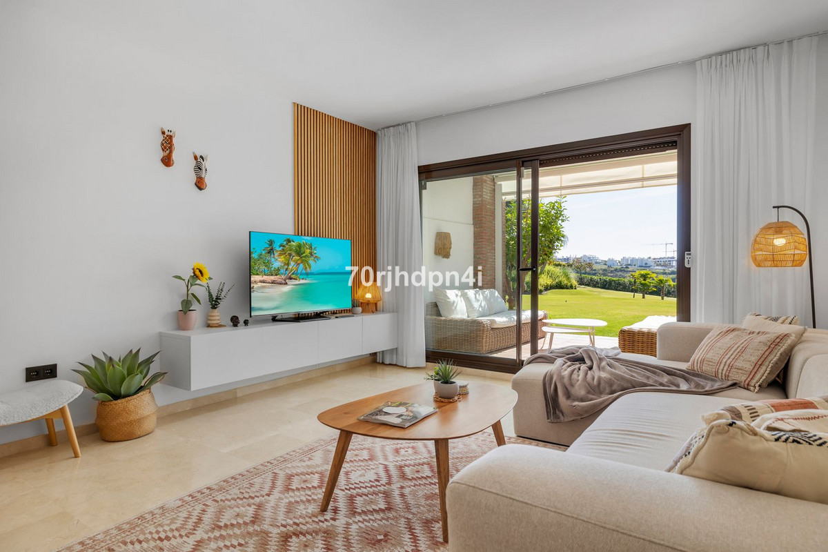 3 Bed Apartment for sale in Estepona Costa Del Sol, Málaga, Spain