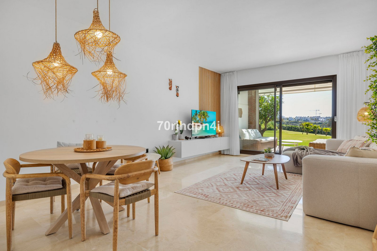 3 Bed Apartment for sale in Estepona Costa Del Sol, Málaga, Spain