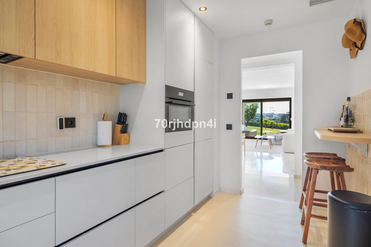 3 Bed Apartment for sale in Estepona Costa Del Sol, Málaga, Spain
