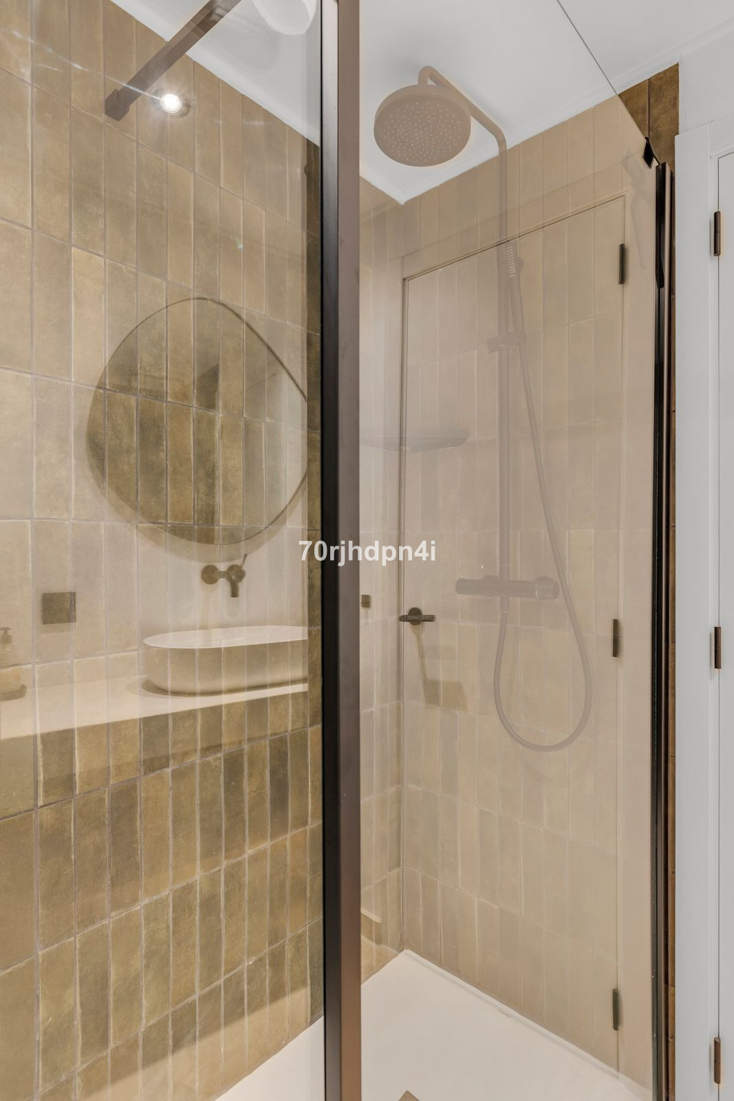 3 Bed Apartment for sale in Estepona Costa Del Sol, Málaga, Spain