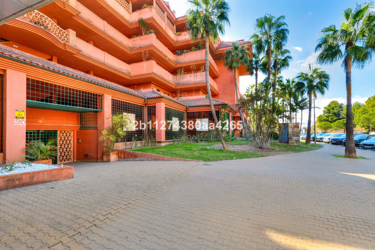 Se vende Apartamento Planta Baja de 2 dormitorios en Costa Del Sol, Málaga, España