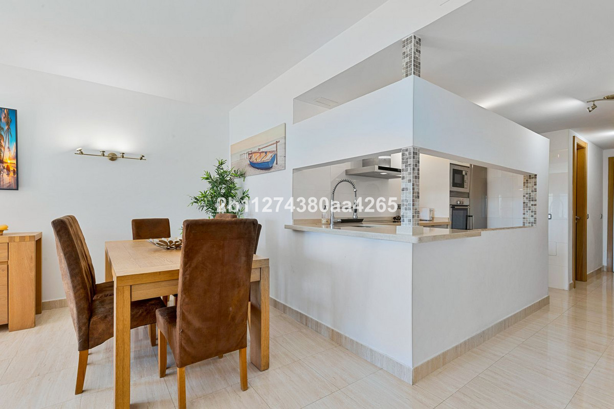 Se vende Apartamento Planta Baja de 2 dormitorios en Costa Del Sol, Málaga, España