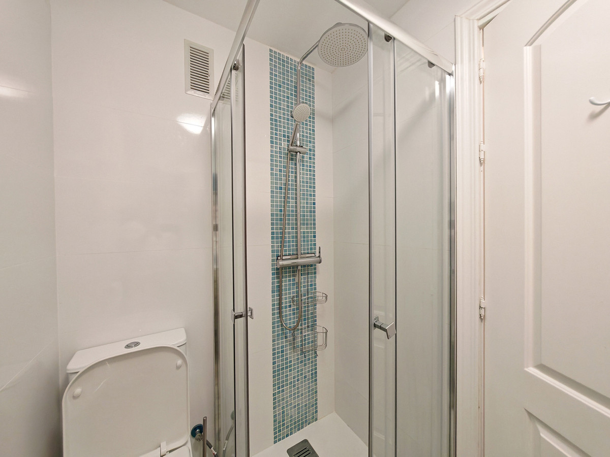 2 Bed Apartment for sale in Manilva Costa Del Sol, Málaga, Spain