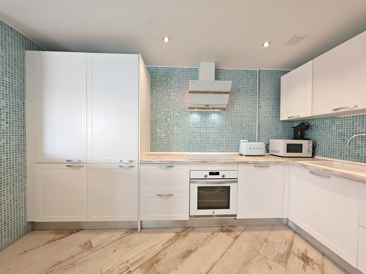 2 Bed Apartment for sale in Manilva Costa Del Sol, Málaga, Spain