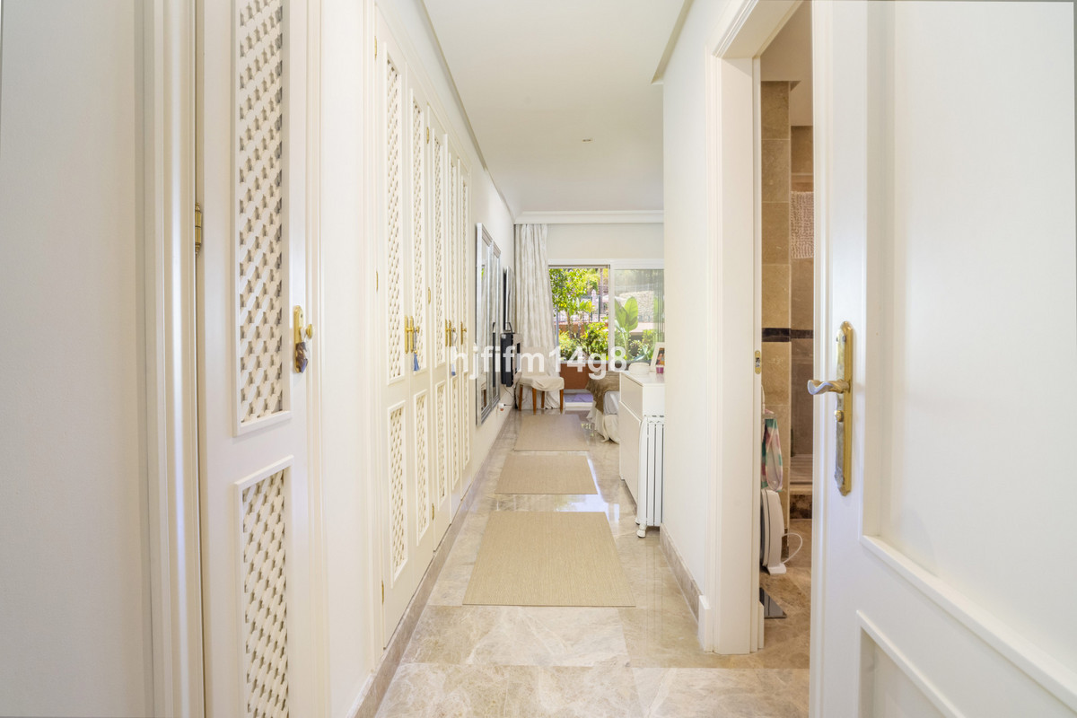 3 Bed Apartment for sale in Nueva Andalucía Costa Del Sol, Málaga, Spain