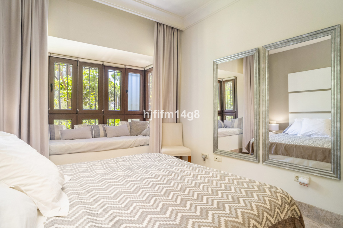 3 Bed Apartment for sale in Nueva Andalucía Costa Del Sol, Málaga, Spain
