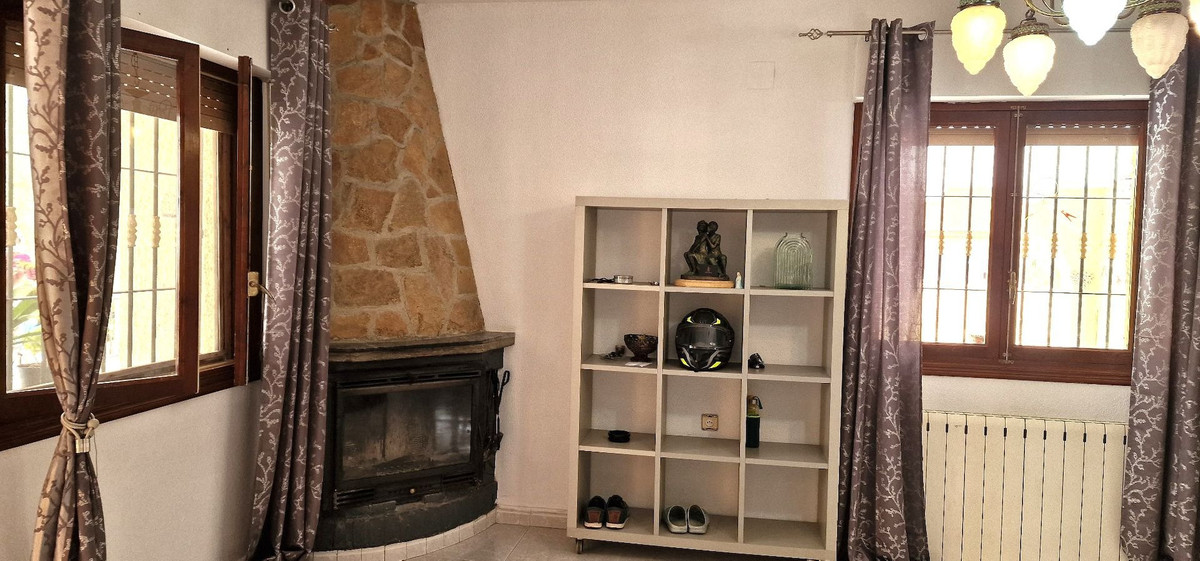 Se vende Villa - Chalet de 6 dormitorios en Costa Blanca, Alicante, España