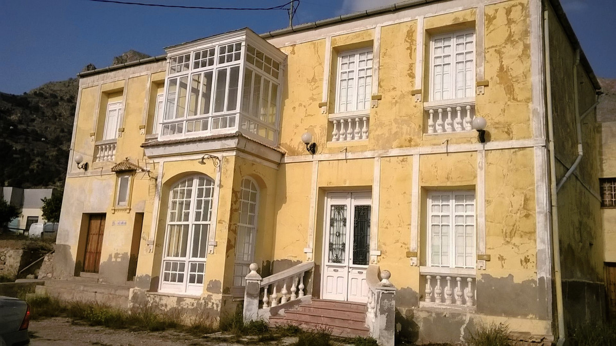 7 Bed Townhouse for sale in Orihuela Costa Blanca, Alicante, Spain