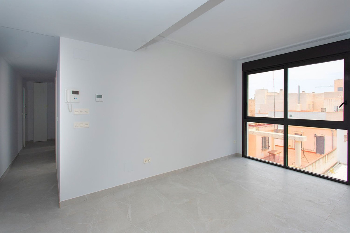 Se vende Apartamento Planta Media de 2 dormitorios en Costa Blanca, Alicante, España