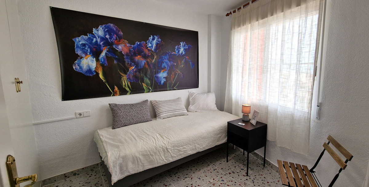 Se vende Apartamento Planta Media de 2 dormitorios en Costa Blanca, Alicante, España