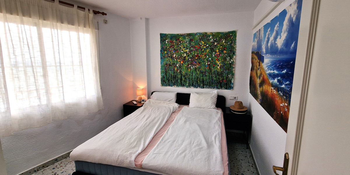 Se vende Apartamento Planta Media de 2 dormitorios en Costa Blanca, Alicante, España