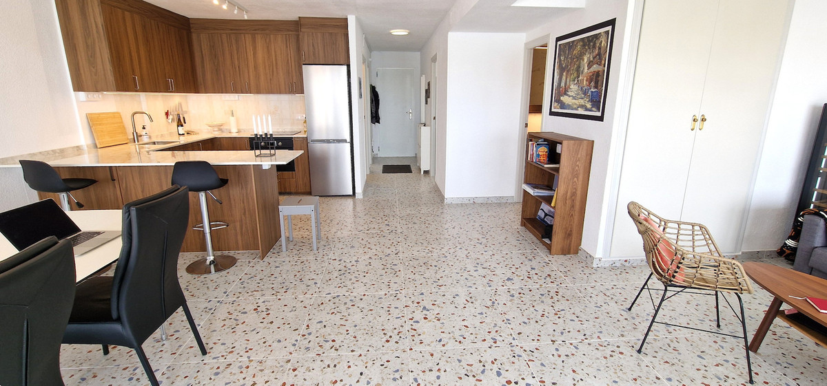 Se vende Apartamento Planta Media de 2 dormitorios en Costa Blanca, Alicante, España