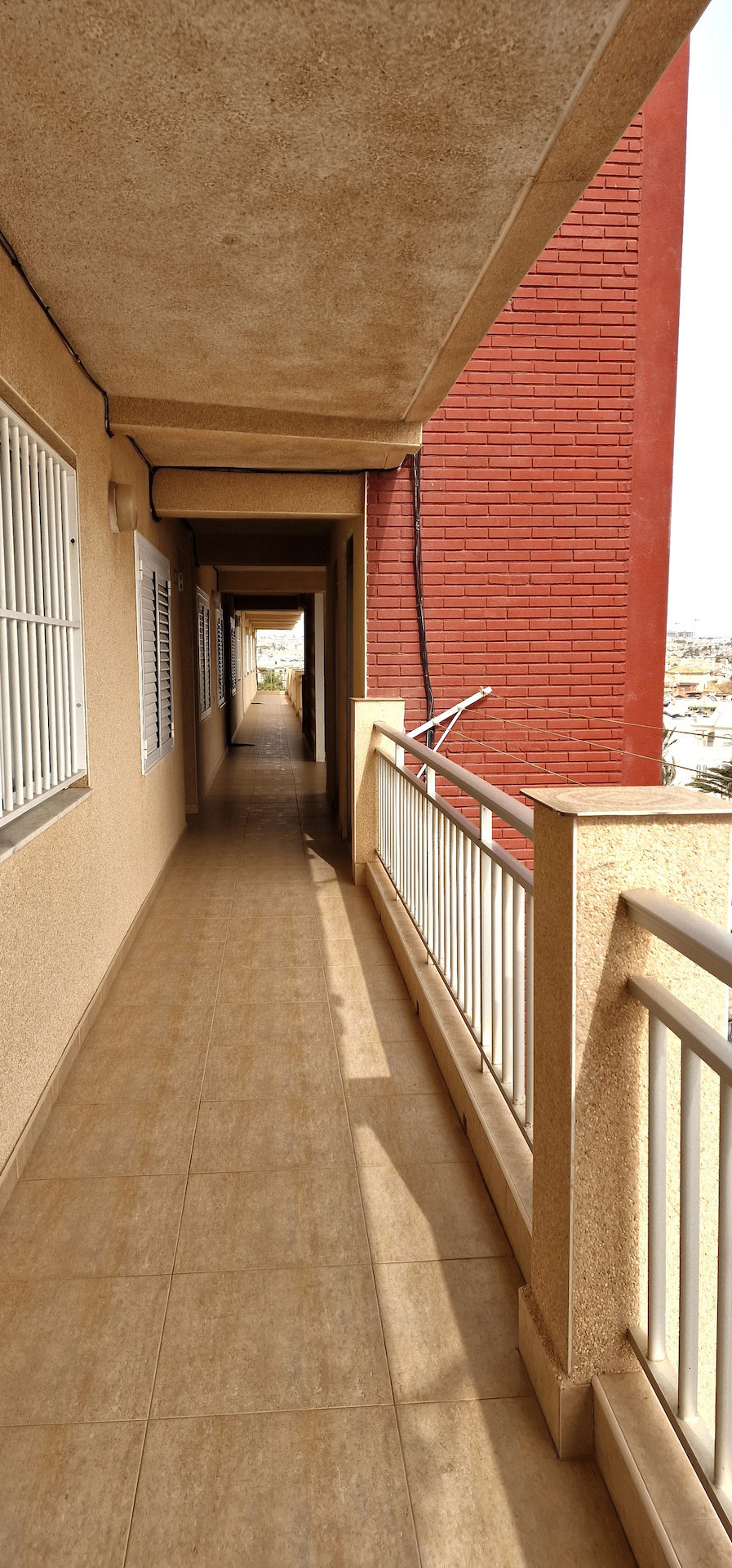 Se vende Apartamento Planta Media de 2 dormitorios en Costa Blanca, Alicante, España