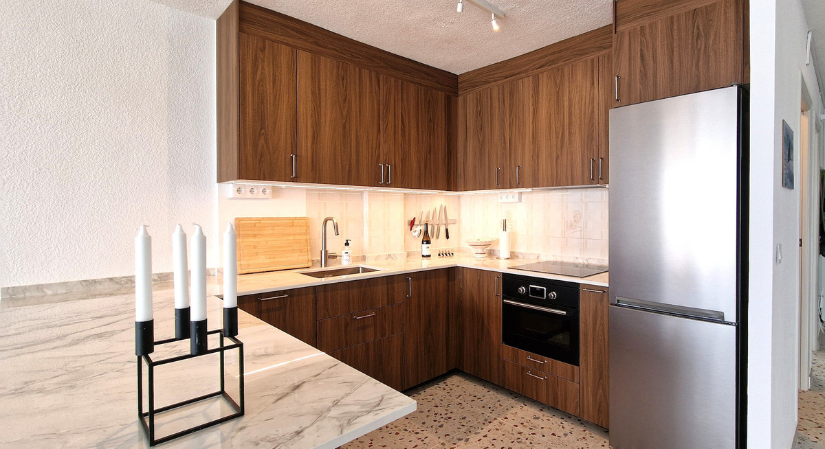 Se vende Apartamento Planta Media de 2 dormitorios en Costa Blanca, Alicante, España