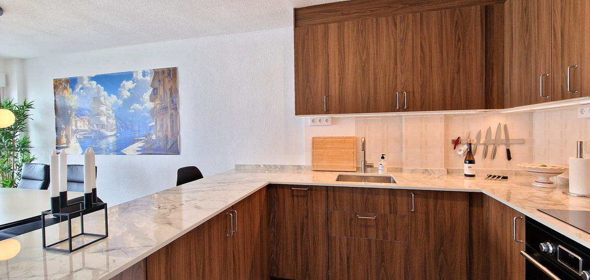 Se vende Apartamento Planta Media de 2 dormitorios en Costa Blanca, Alicante, España